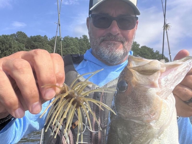 Largemouth bass fishing