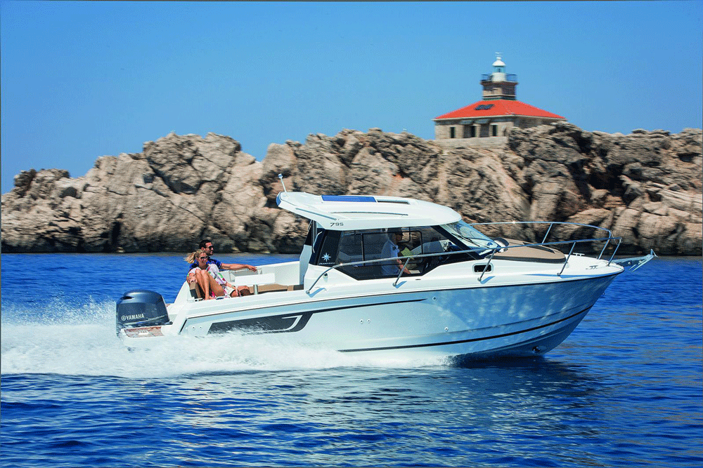 jeanneau fishing boat