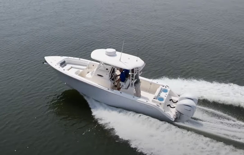 cobia 301 cc center console fishing boat