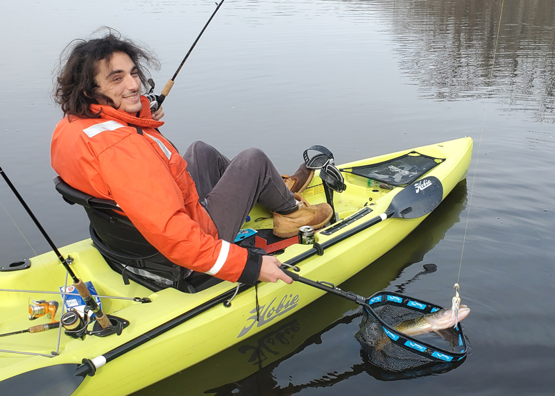 kayak fishing for pickerel