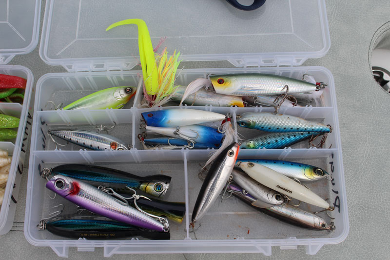 fishing lures with treble hooks