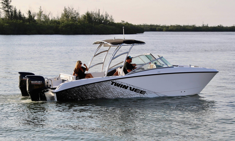 twin vee 24 dc se