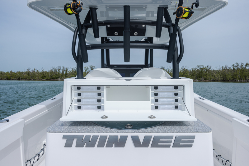 twin vee tackle stowage station