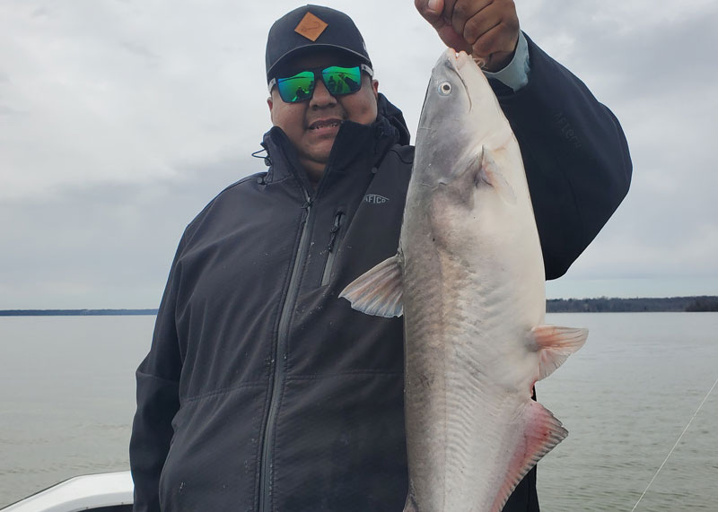 catfish fishing in the winter