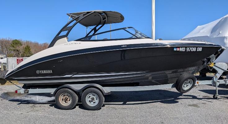 2019 Yamaha 242 Limited S
